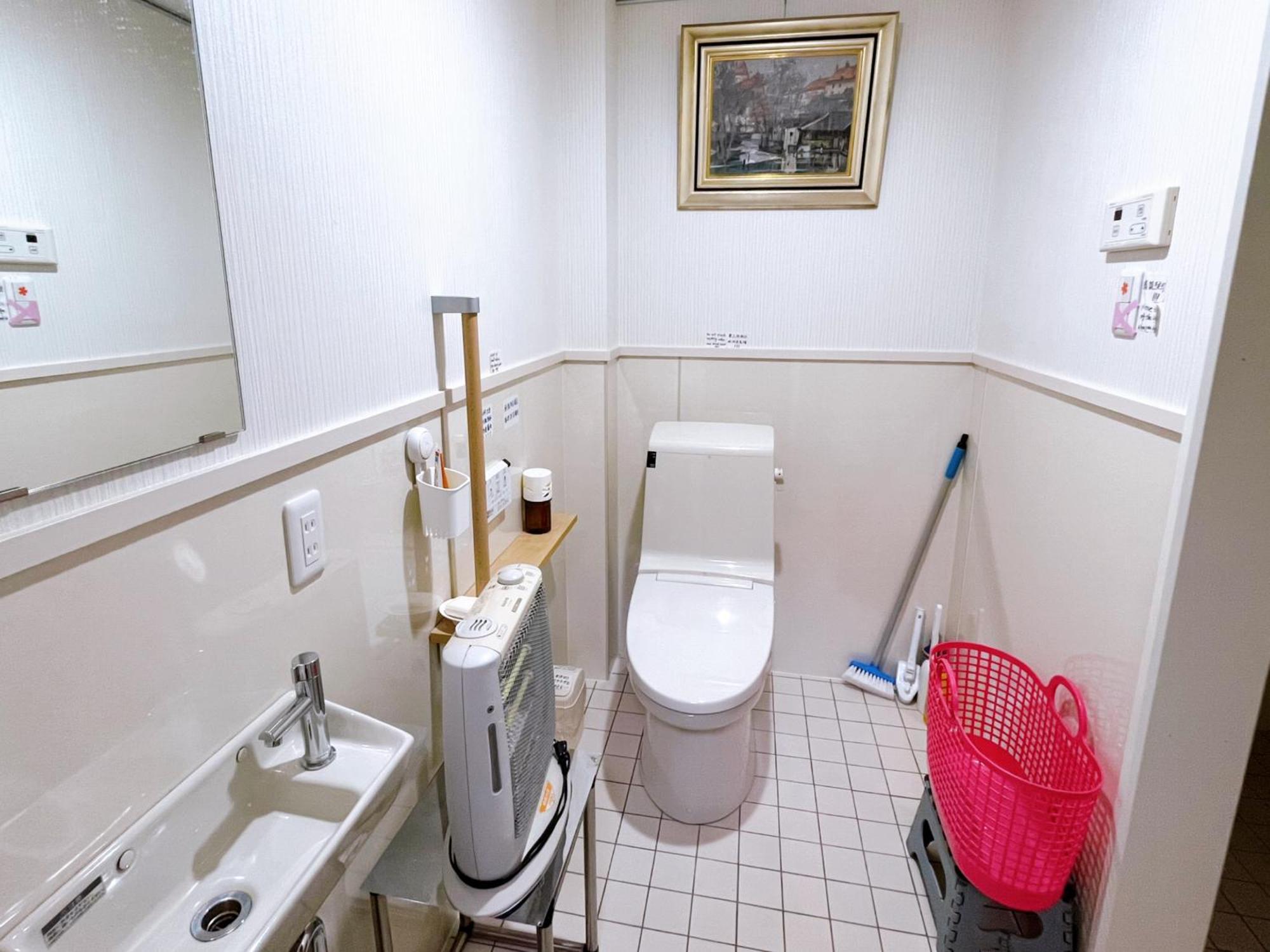 Guesthouse Atelier Ten 民泊アトリエ天 Осака Екстер'єр фото